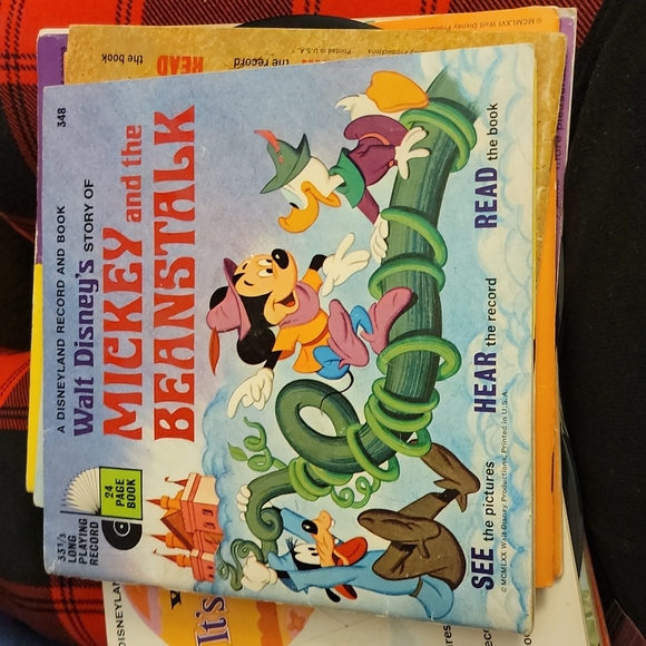 Disney's 1970 Story of MICKEY and the BEANSTALK See/Hear/Read Record and Book.